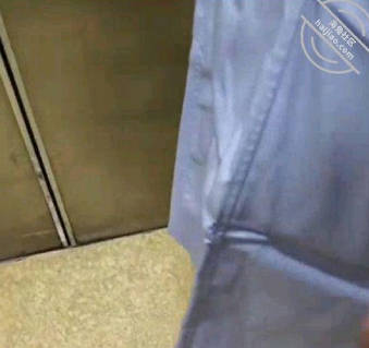  医院卫生间操小护士